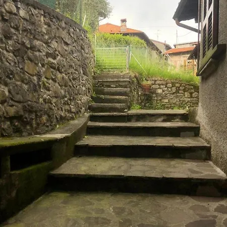 Residenza Giada 度假居 莱诺